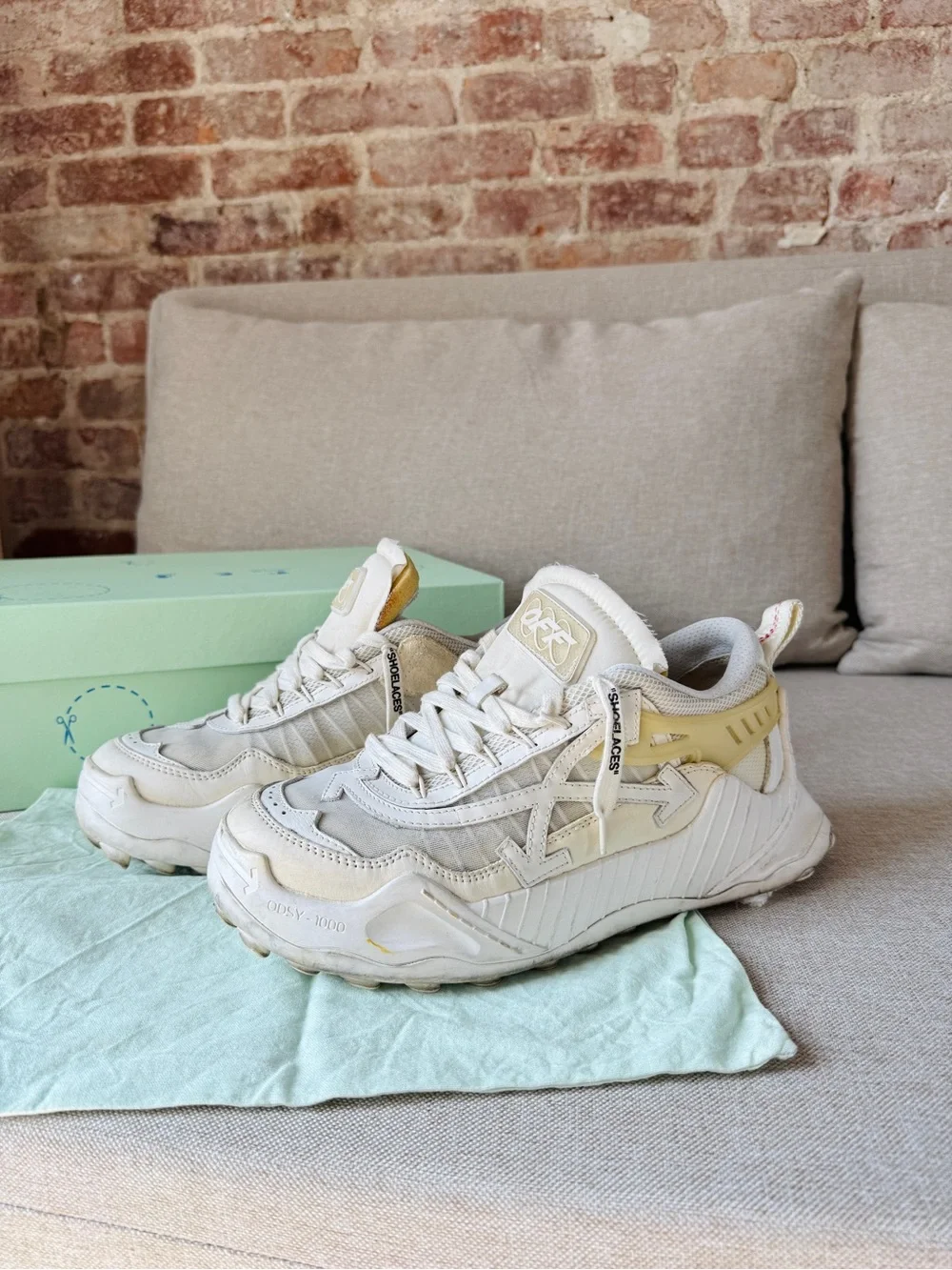 Off-White ODSY-1000 Chunky Sneakers White